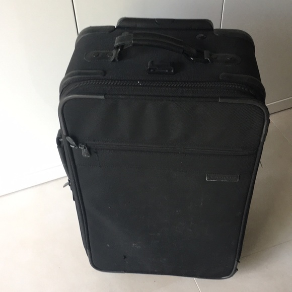 briggs and riley 22 inch carry on